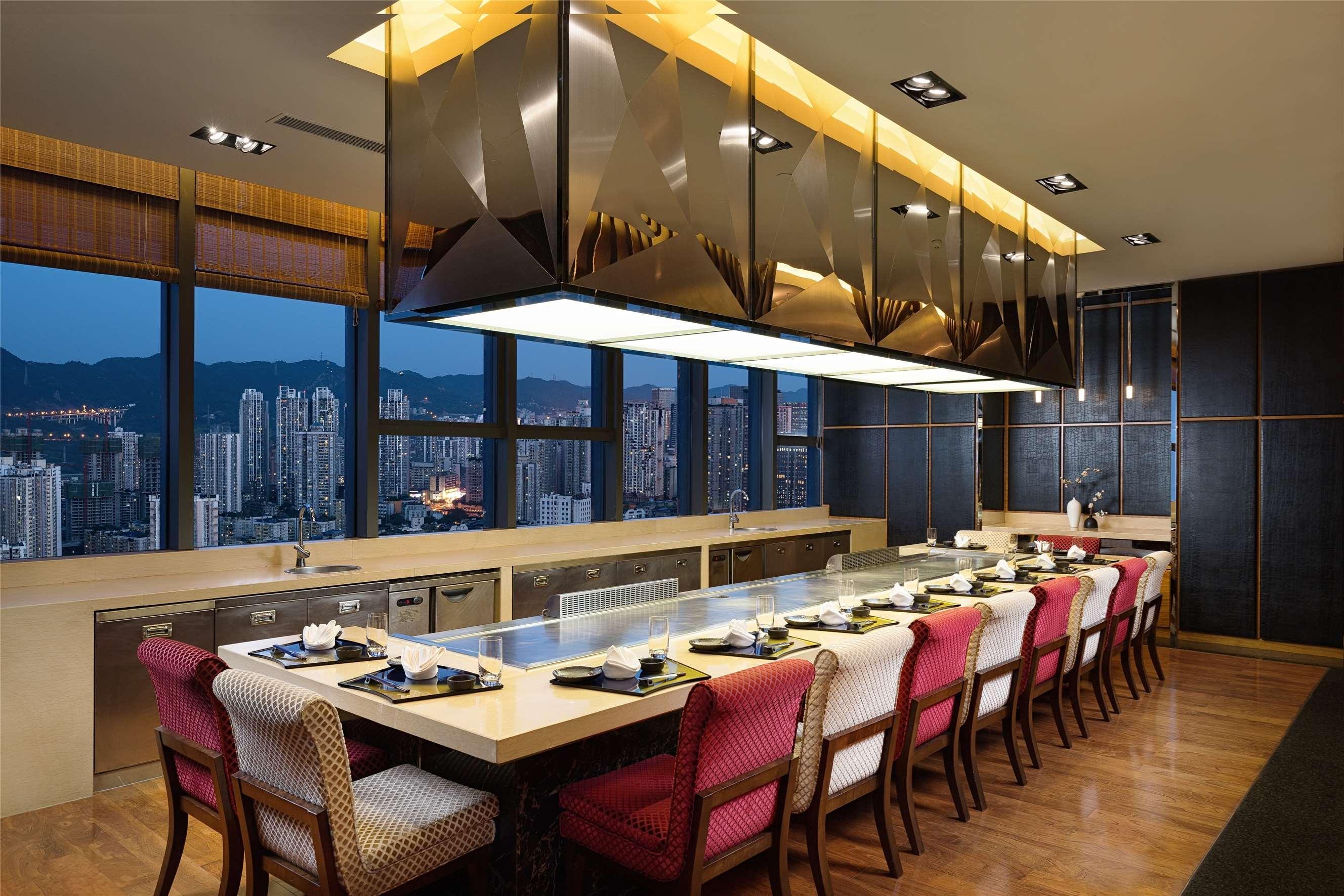 Radisson Blu Plaza Chongqing - Free 2 Bottle Of Local Beer Per Room During Stay Luaran gambar